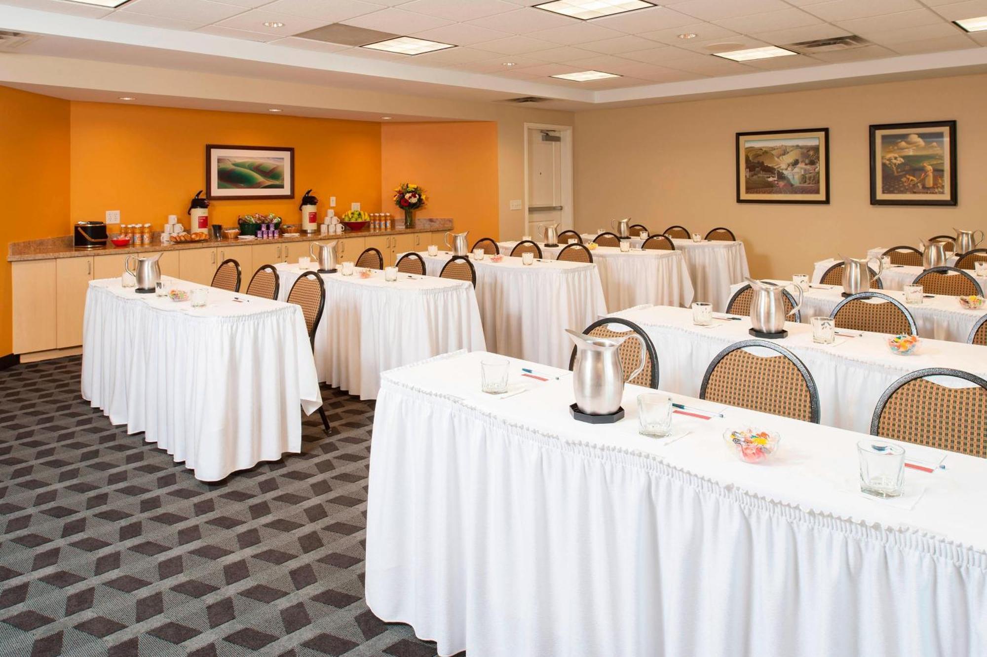 Towneplace Suites Des Moines Urbandale Johnston Esterno foto